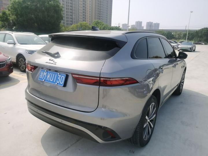 F-PACE 2024 P250 R-Dynamic SE photo 7