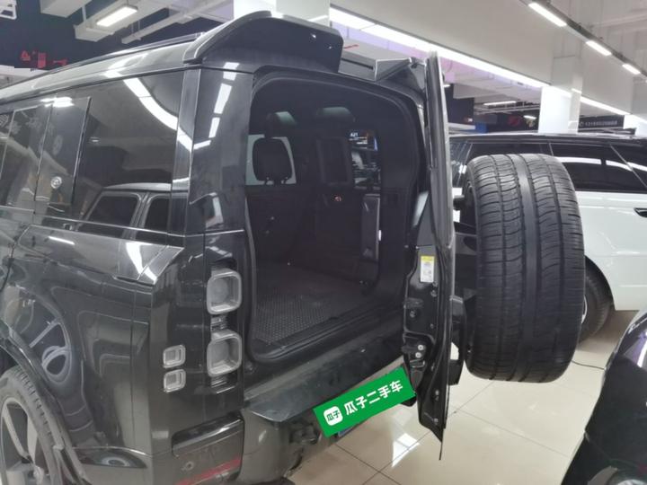 Defender 2024 110 3.0T P400 X-DYNAMIC HSE photo 8