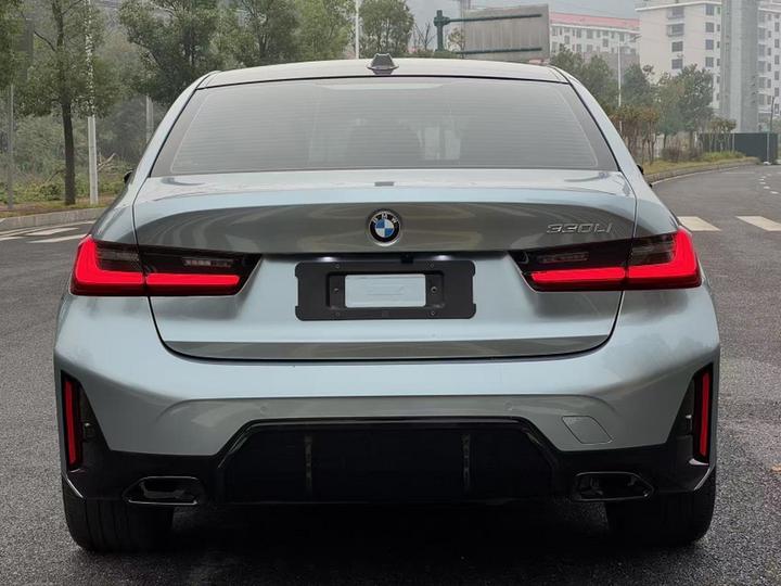 3 Series 2025 330Li 50 photo 8