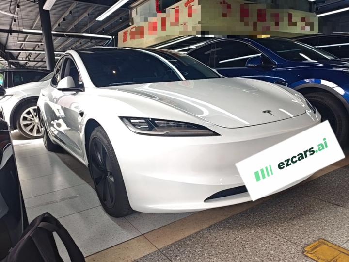 Model 3 2023 RWD photo 3