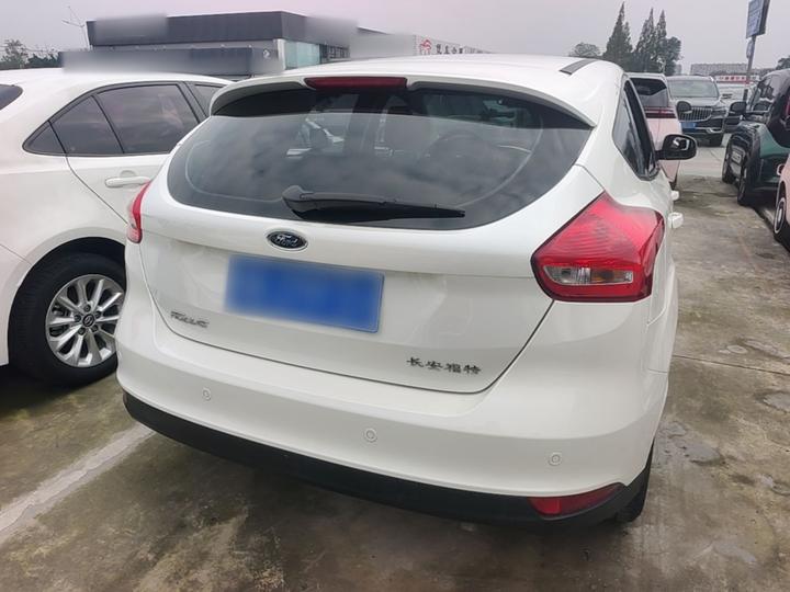 Focus 2015 Hatchback 1.6L AT photo 5