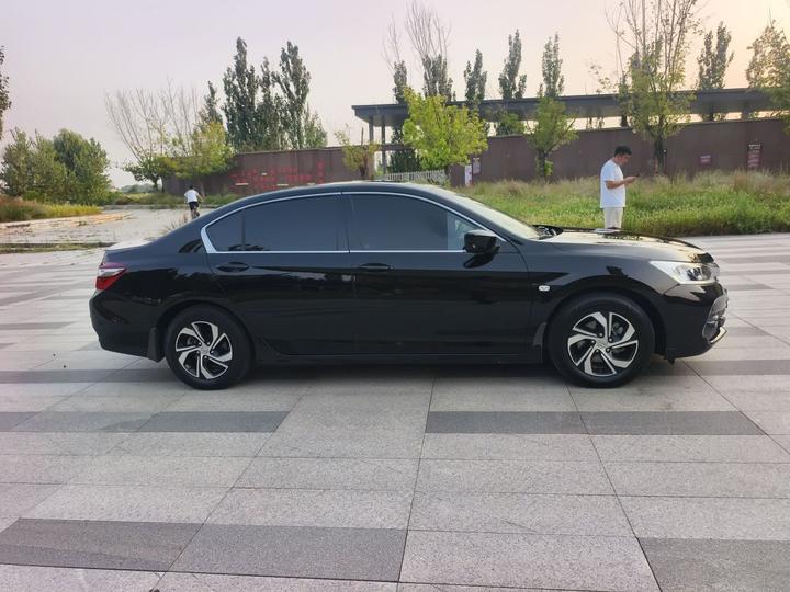 Accord 2016 2.0L Comfort photo 4