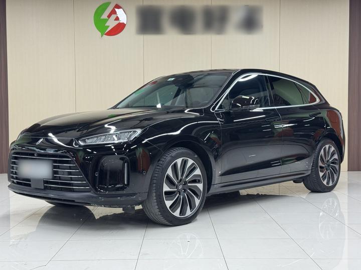 HIMA AITO M5 2022 EREV AWD Performance