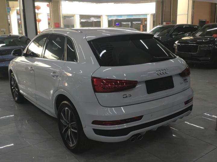 Q3 2018 35 TFSI Fashion Collection photo 4