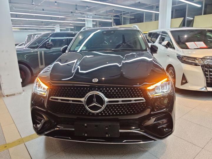 GLE Imported GLE 350 4MATIC Dynamic photo 2