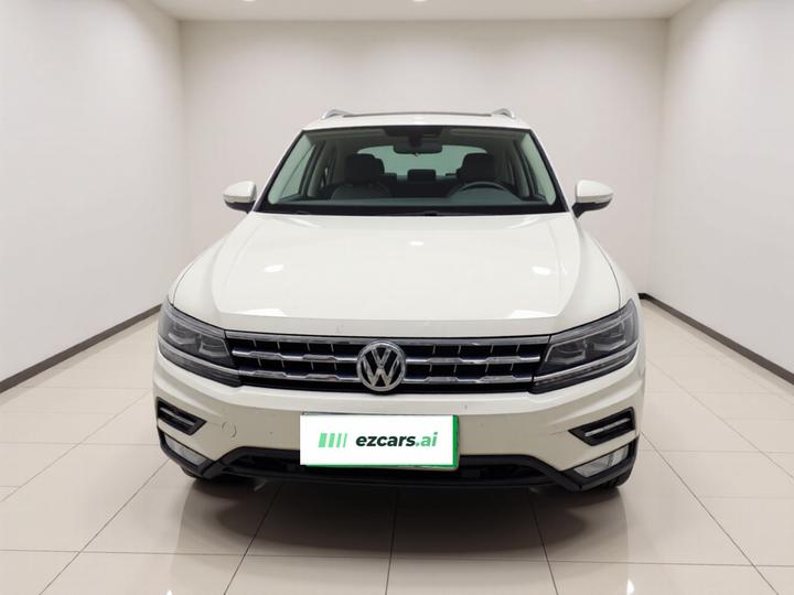 Tiguan L 2017 330TSI AT RWD Flagship photo 2