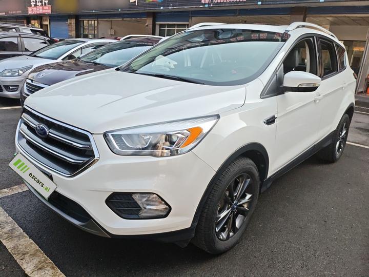 Kuga 2019 EcoBoost 180 RWD China VI
