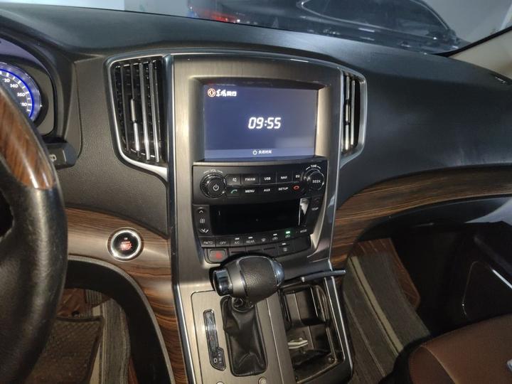 Forthing CM7 2016 2.0T AT Exclusive photo 5