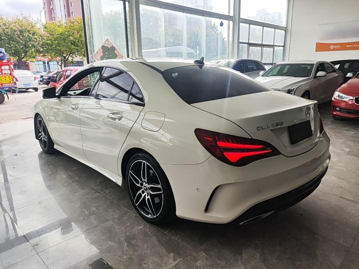 CLA 2017 CLA 220 4MATIC photo 4
