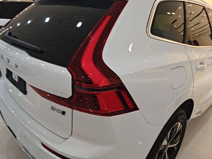 XC60 2026 B5 AWD Luxury photo 7