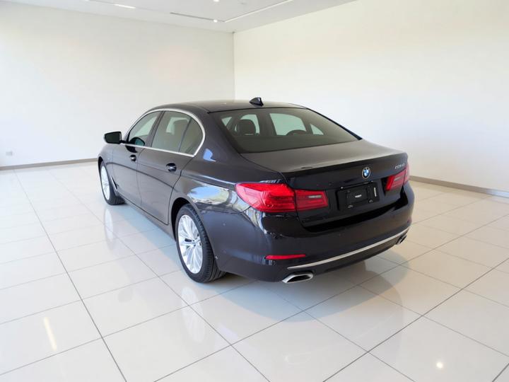 5 Series 2020 530Li Leading Luxury photo 4
