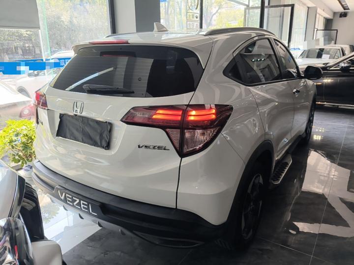 Vezel 2017 1.8L CVT RWD Pioneer photo 6