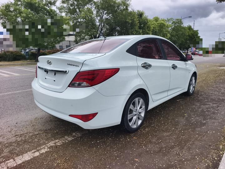 Verna 2014 1.4L MT TOP photo 3