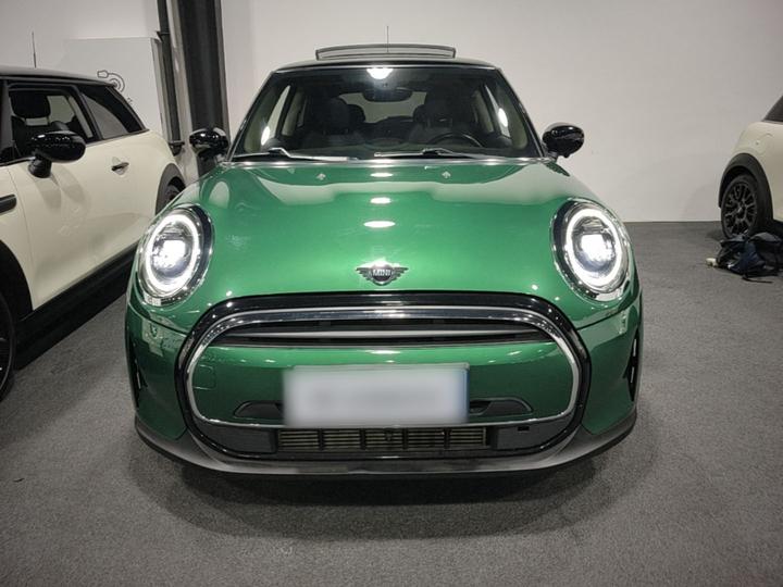 2022 1.5T COOPER photo 2