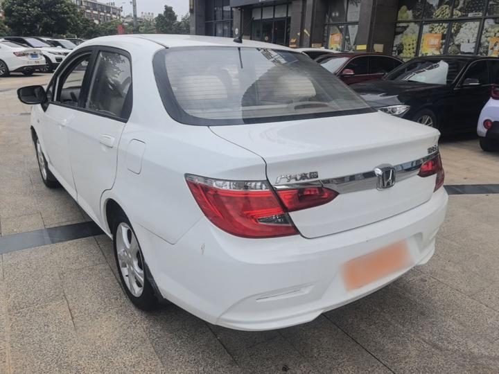 Everus S1 2013 1.5L AT Comfort photo 4
