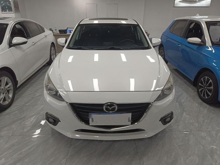 3 Axela 2014 Sedan 1.5L AT Luxury photo 2