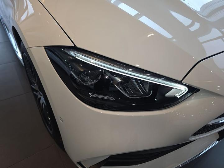 C-Class 2025 C 260 L Sport photo 7