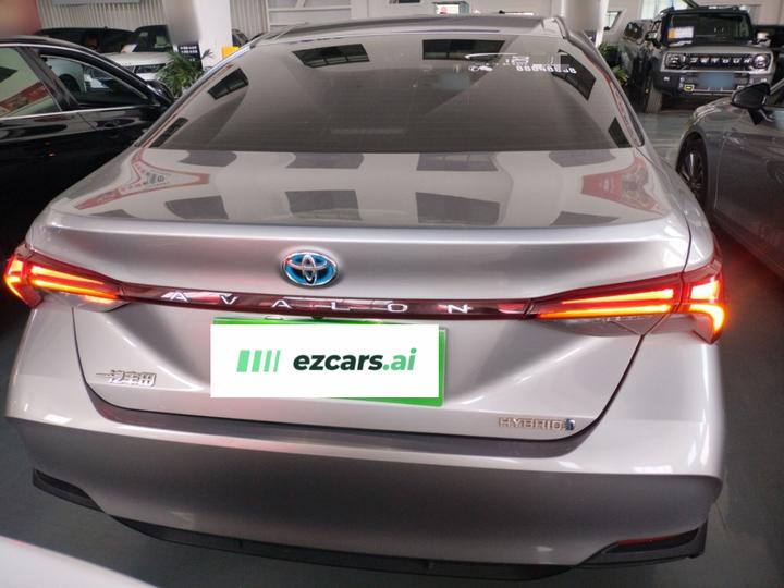 Avalon 2019 Hybrid 2.5L Luxury China VI photo 3