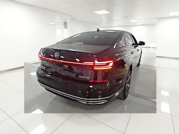 Passat 2025 380TSI photo 6