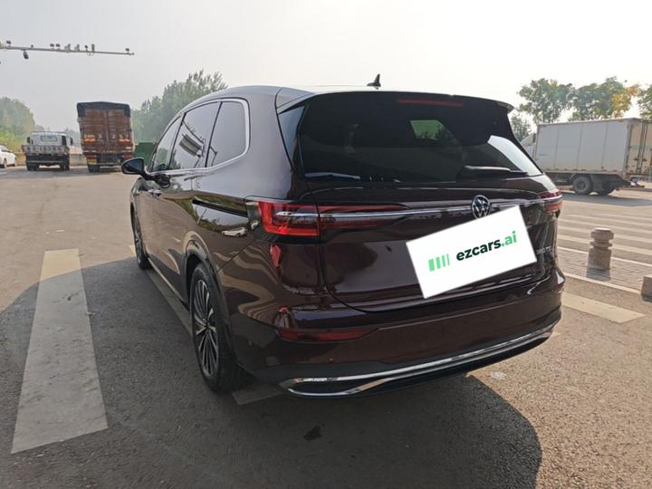 Viloran 2020 380TSI Premium photo 4