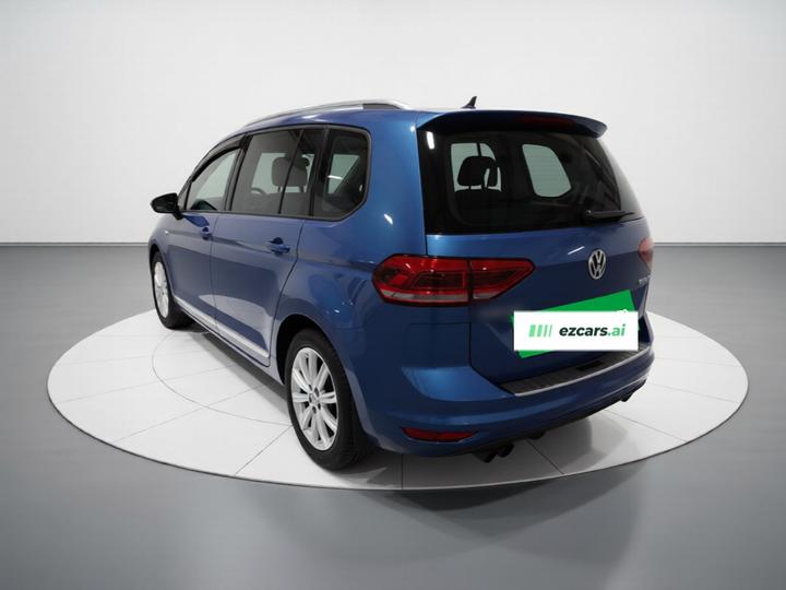 2018 L 280TSI DSG 7-Seater photo 4