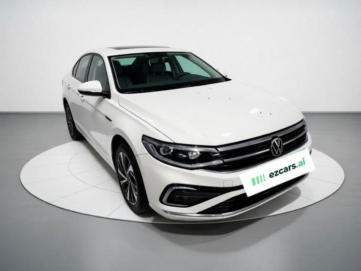 Bora 2023 200TSI DSGPRO photo 3