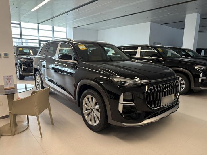 Q6 2024 45 TFSI quattro 6-Seater photo 2