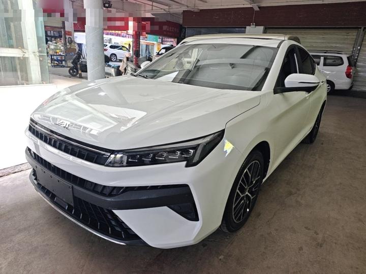 JAC A5 PLUS 2023 1.5T AT Premium