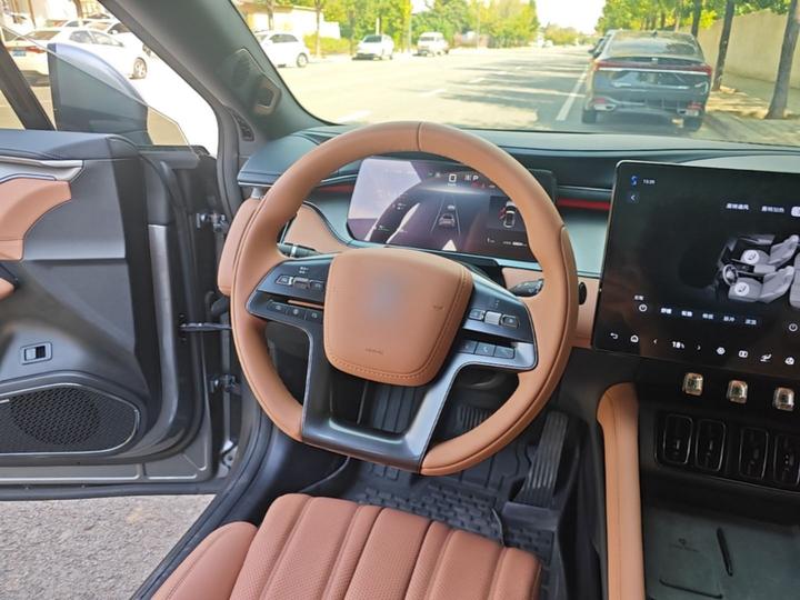 Song L EV 2025 550km Excellence photo 2