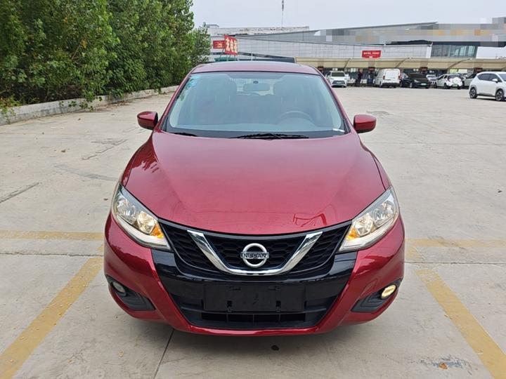 Tiida 2016 1.6L CVT photo 2