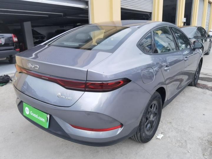 Qin PLUS 2025 DM-i ADAS 55KM Leading photo 4