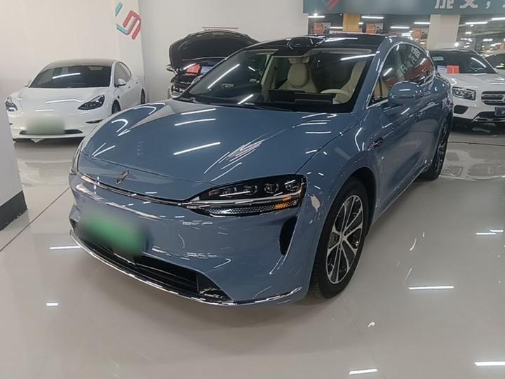 HIMA Luxeed R7 2026 EV Max+ 192-Line LiDAR
