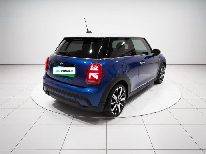 2022 1.5T COOPER photo 4