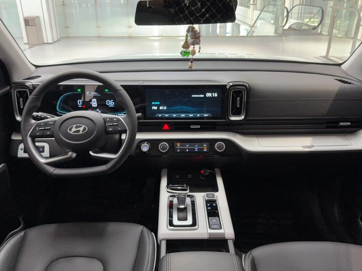 ix35 2023 2.0L Luxury DLX photo 5