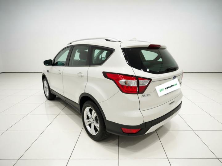 Kuga 2017 EcoBoost 180 RWD photo 4