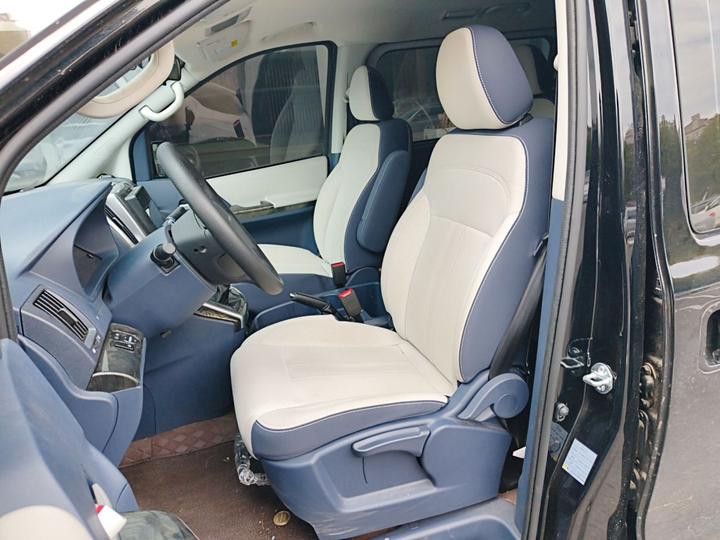 Lingzhi PLUS 2024 1.5T MT Comfort 9-Seater photo 7