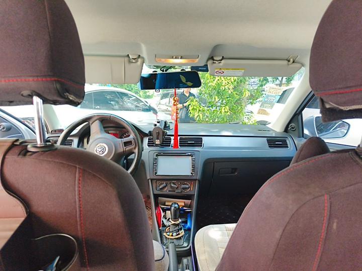 Santana 2015 1.6L AT photo 8