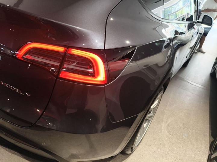 Model Y 2023 Long Range AWD photo 7