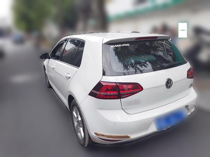 Golf 2017 230TSI AT Comfort Anniversary Edition photo 4