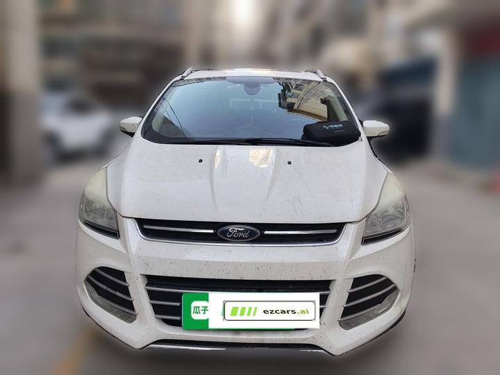Kuga 2013 1.6L GTDi RWD photo 2