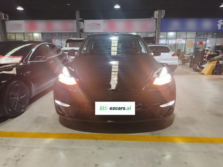 Model Y 2021 Standard Range RWD photo 2