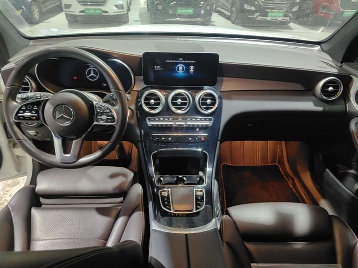 GLC 2021 GLC 260 L 4MATIC Dynamic photo 6