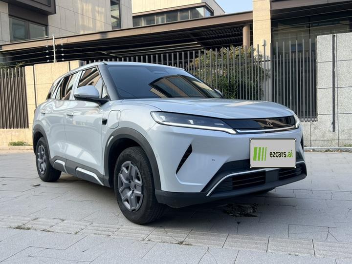 Yuan UP 2025 ADAS 401KM photo 2
