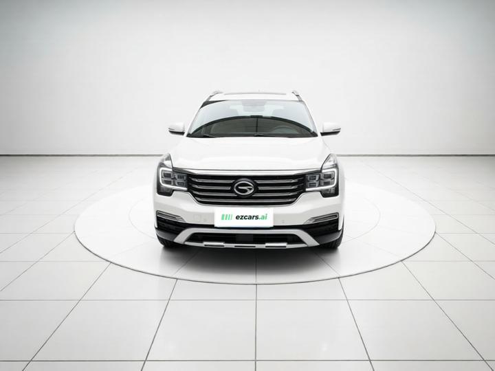 GAC Trumpchi GS8 2017 320T RWD Luxury Connected 7-Seater photo 2