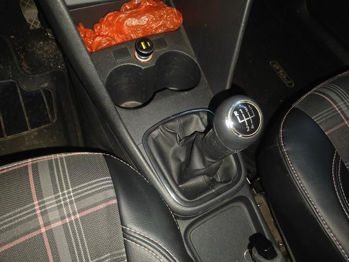 Polo 2013 1.4L MT photo 6