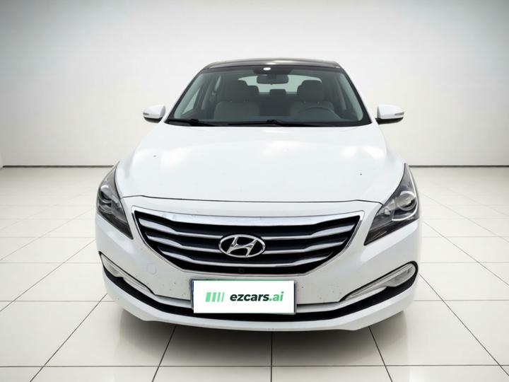Mistra 2014 1.8L AT Premium DLX photo 2
