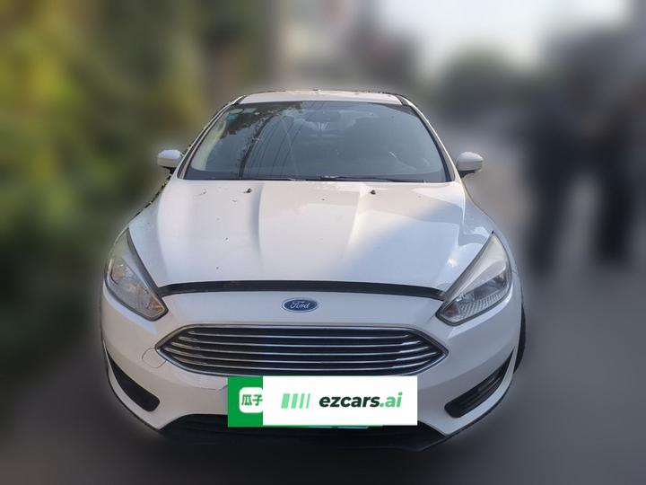 Focus 2017 Sedan 1.6L MT Comfort photo 2
