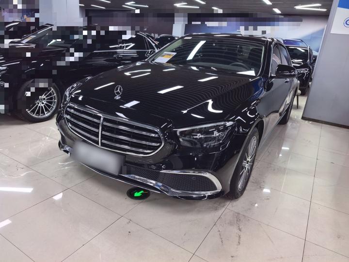 E-Class 2023 E 260 L 4MATIC photo 3
