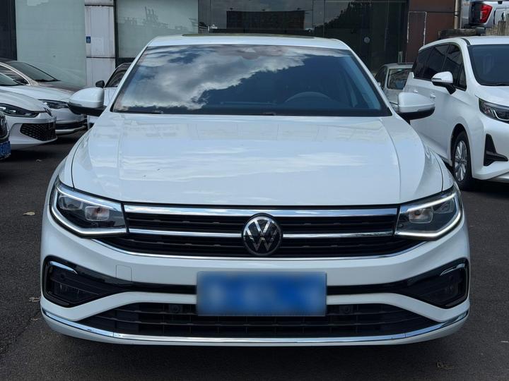 Bora 2023 300TSI DSG photo 2