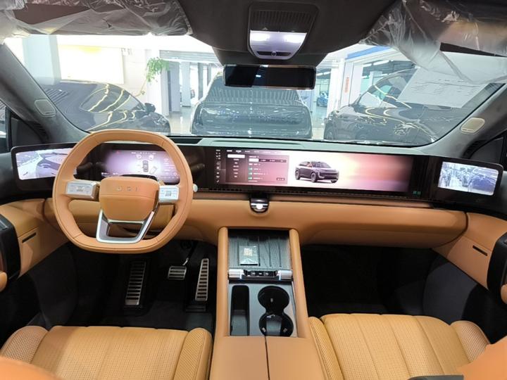 AUDI E7X 2026 quattro photo 5